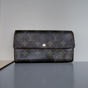 Louis Vuitton Sarah Classic Monogram Signature